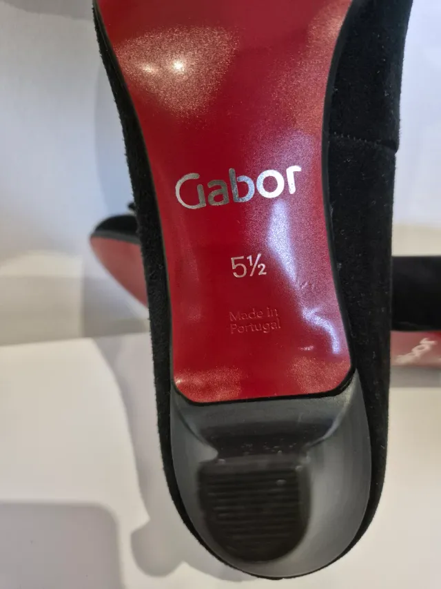 Zapatos tacón ante negro lazo