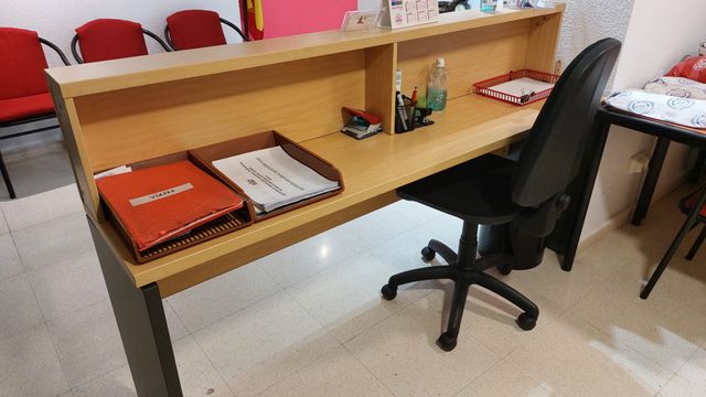 Mesa mostrador 180x106x40 cm