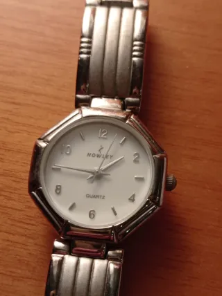 Tres relojes de mujer esfera pequeña