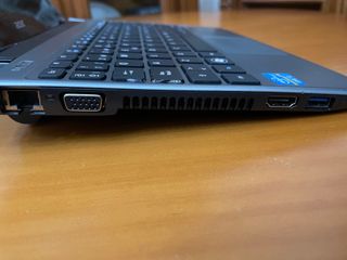 Acer Aspire V5-171 i3 16GB RAM 240GB SSD