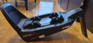 Maxi-Cosi Isofix Base + Silla Niño