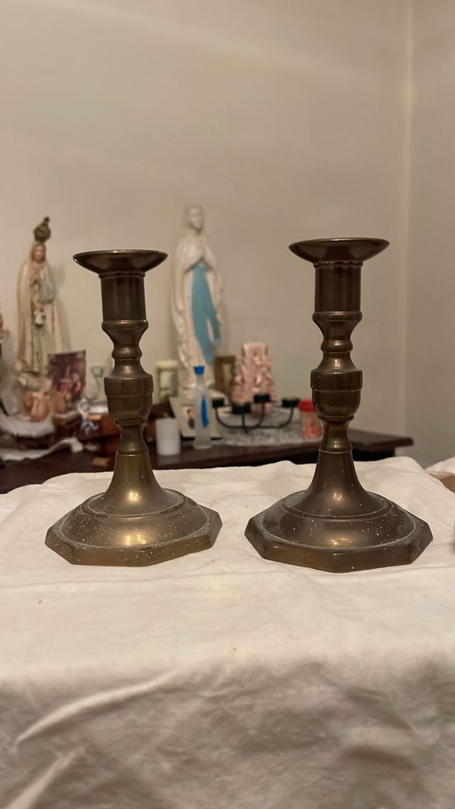 Pareja Candelabros Metal Dorado vintage