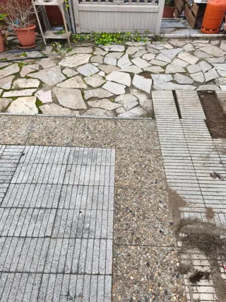 Piedra pizarra y piedra blanca para exterior.