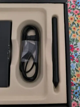 Tableta Gráfica Wacom Intuos Draw