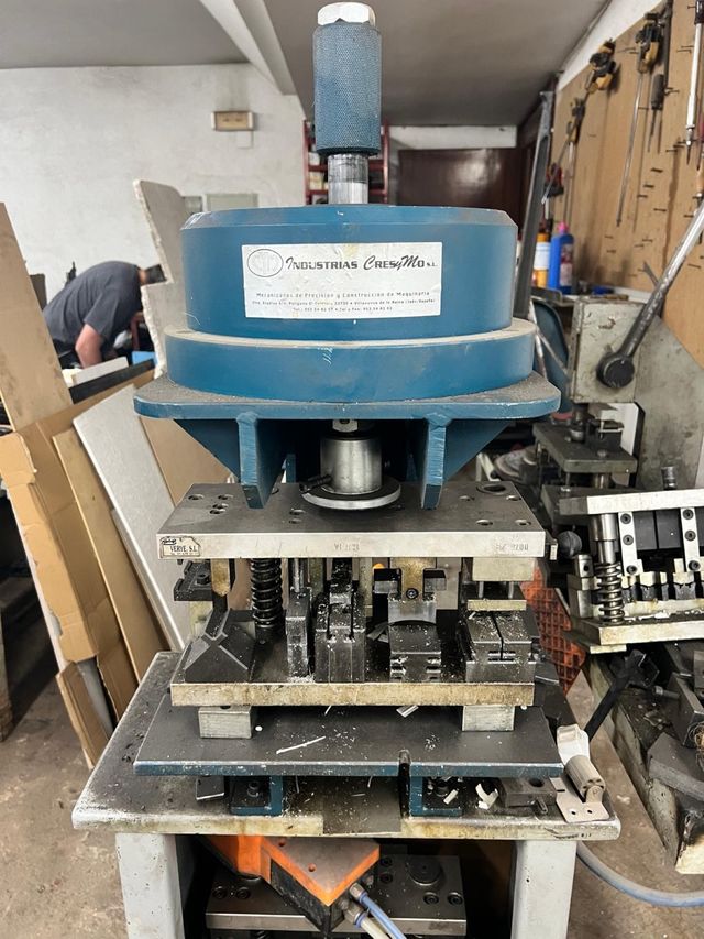 Pulmón y utillaje Industrias Cresymo