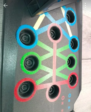 Attrezzo per piegamenti