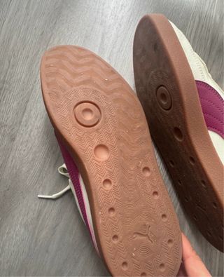 Zapatillas Puma Blancas y Rosas