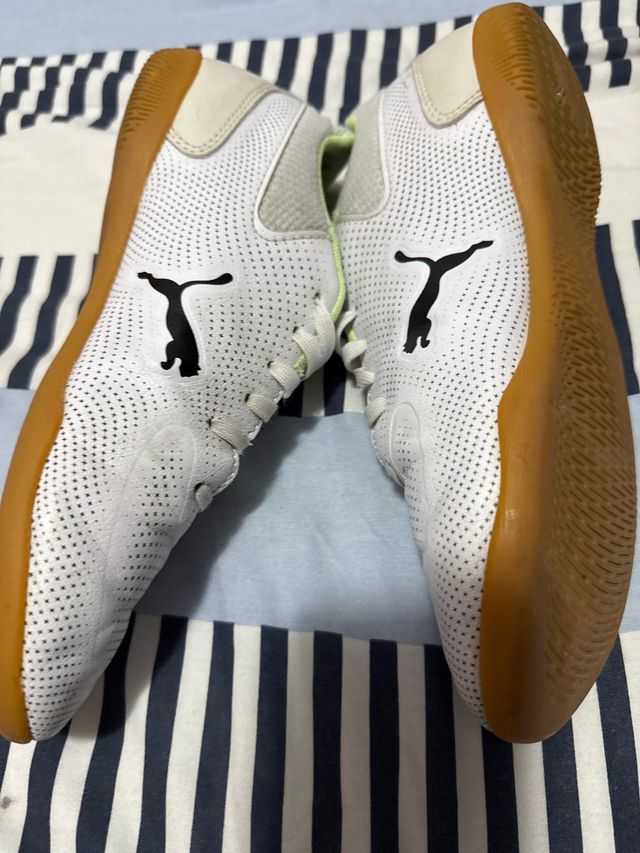 Zapatillas Puma Blancas y Verdes