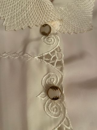 Blusa blanca manga corta talla L