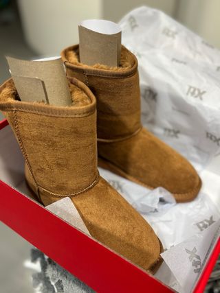 Botas Niño Xti pelo camel T.33