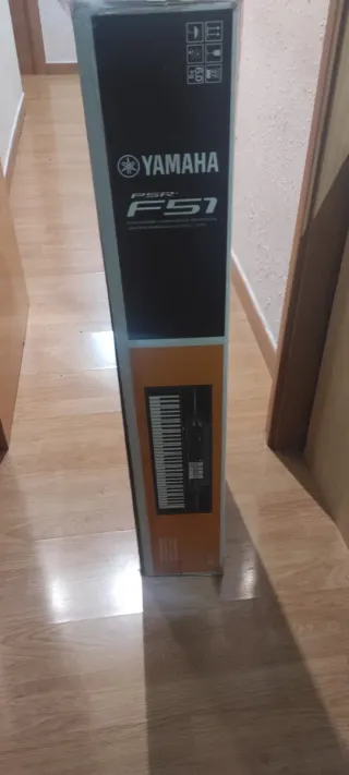 Teclado Yamaha PSR-F51