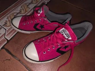 Zapatillas Converse Rosas y Negras