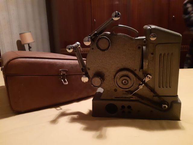 Proiettore Heurtier Tri-Film 8/9.5/16mm