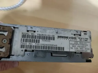 Radio CD Coche Siemens Negra Peugeot 206