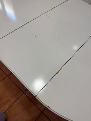 Tavolo e 6 sedie bianche