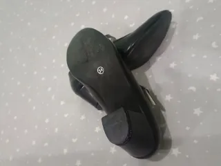 Zapatos tacón niña negros