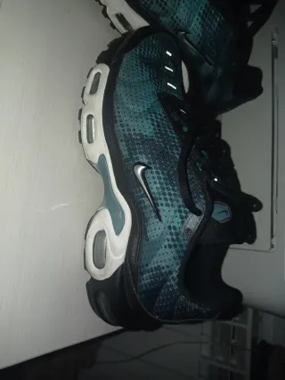 Scarpe Nike TN verdi e nere