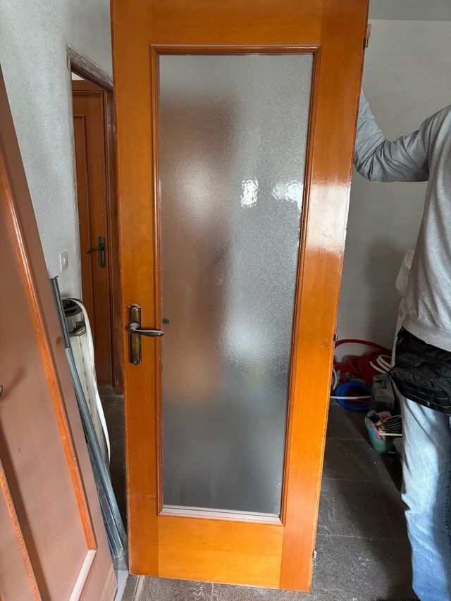 3 Puertas Madera con Cristal 15€ las 3