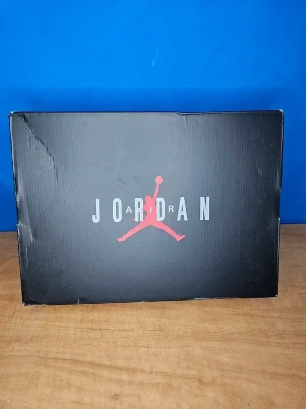 Jordan MVP - Blanco/Gris Lobo - EUR 43