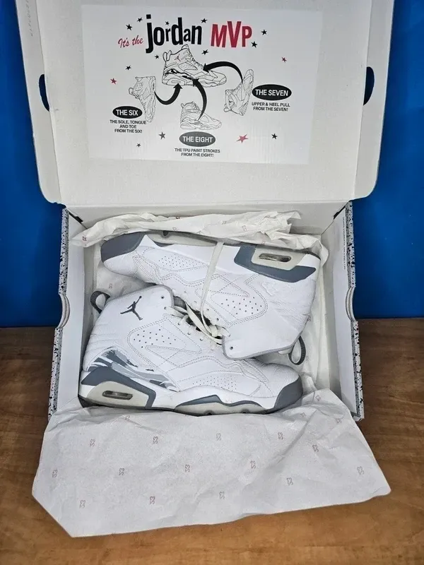 Jordan MVP - Blanco/Gris Lobo - EUR 43