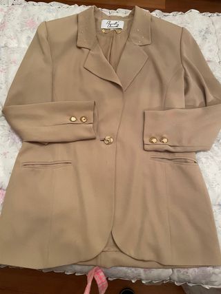 Traje mujer Talla 44 Beige