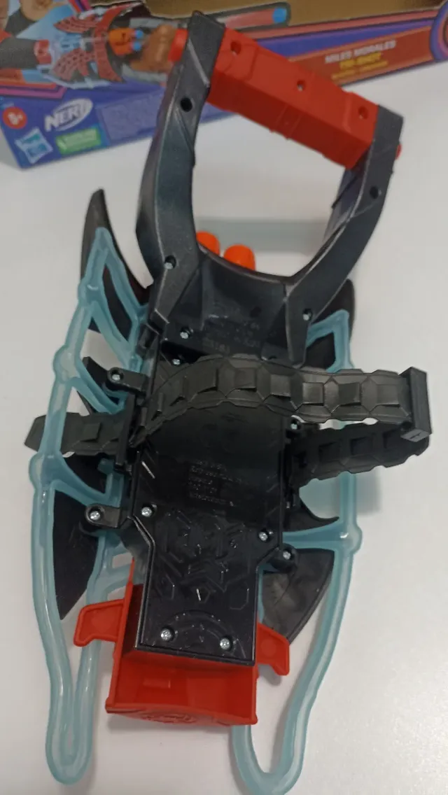Lançador Nerf Homem-Aranha Tri-Shot