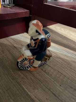 Figura Sargadelos Peregrino en bicicleta