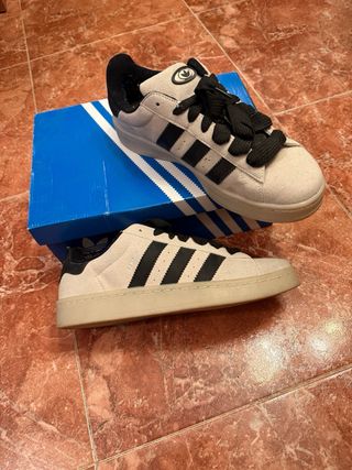 Adidas Campus 00s Beige y Negro