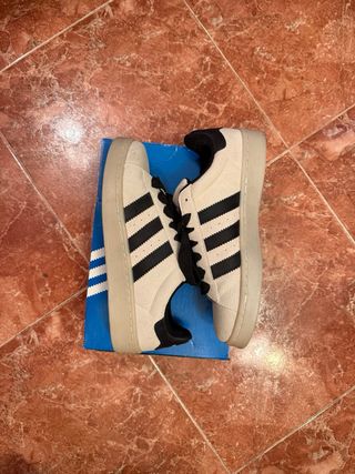 Adidas Campus 00s Beige y Negro