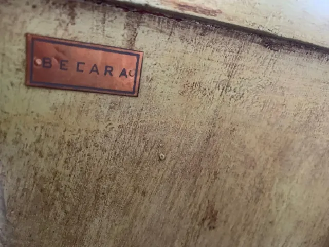 Aparador Becara madera pintado.