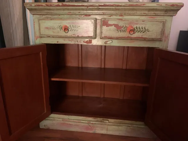 Aparador Becara madera pintado.