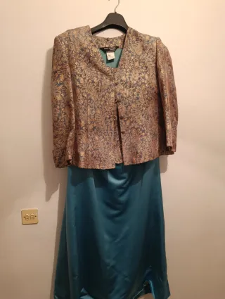 Conjunto blusa, chaqueta y falda ANA Torres