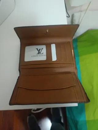 Cartera Louis Vuitton Marrón