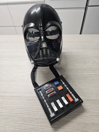 Disfraz Máscara Darth Vader con Panel Control