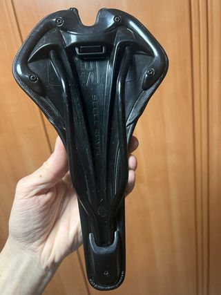 Sillín de bicicleta selle sin estrenar.