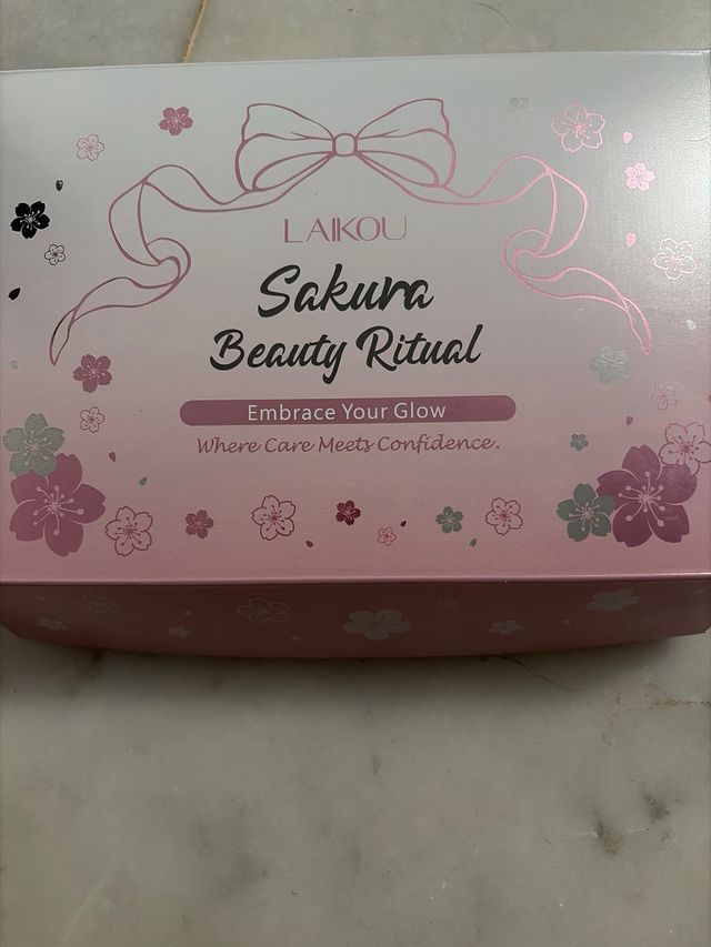 Set di cura della pelle Laikou Japan Sakura