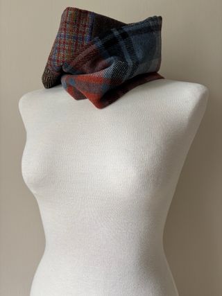 Bufanda-Braga Patchwork Azul y Rojo