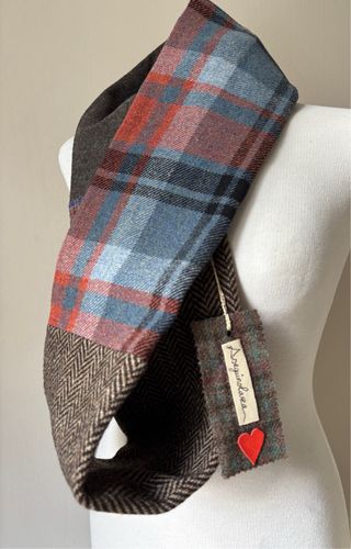 Bufanda-Braga Patchwork Azul y Rojo