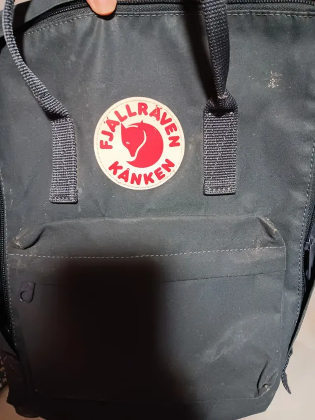 Mochila Fjallraven Kanken Gris autentica