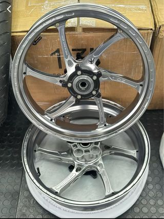 Llantas Honda Xadv 17