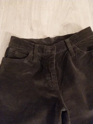 Pantalón imitación terciopelo negro