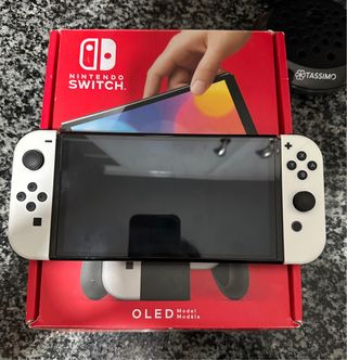 Nintendo Switch + Funda + Juegos