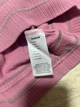 Conjunto deportivo Reebok rosa y gris