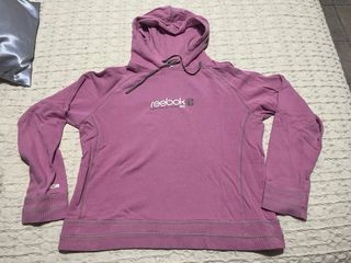 Conjunto deportivo Reebok rosa y gris