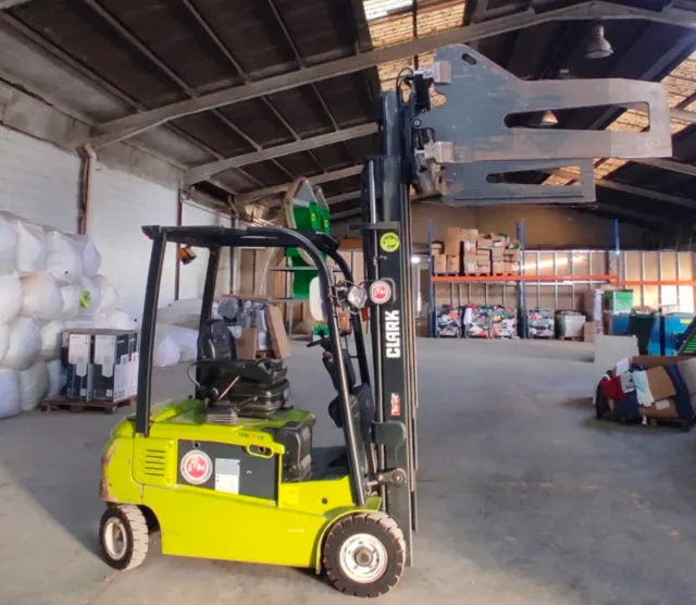 Carretilla elevadora Clark