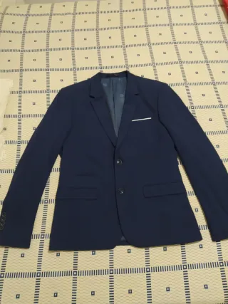 Traje azul marino Talla L