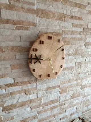 Reloj de pared madera rústico