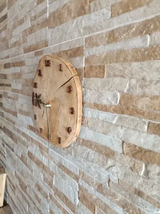 Reloj de pared madera rústico