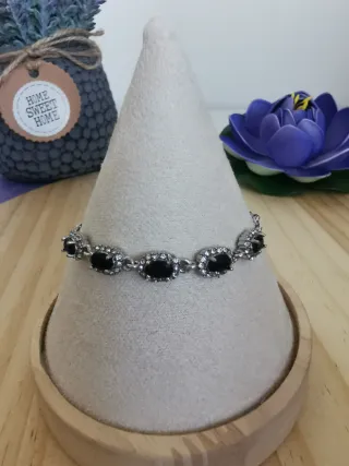 Pulsera Espinela Negra Natural.