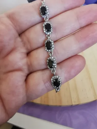 Pulsera Espinela Negra Natural.